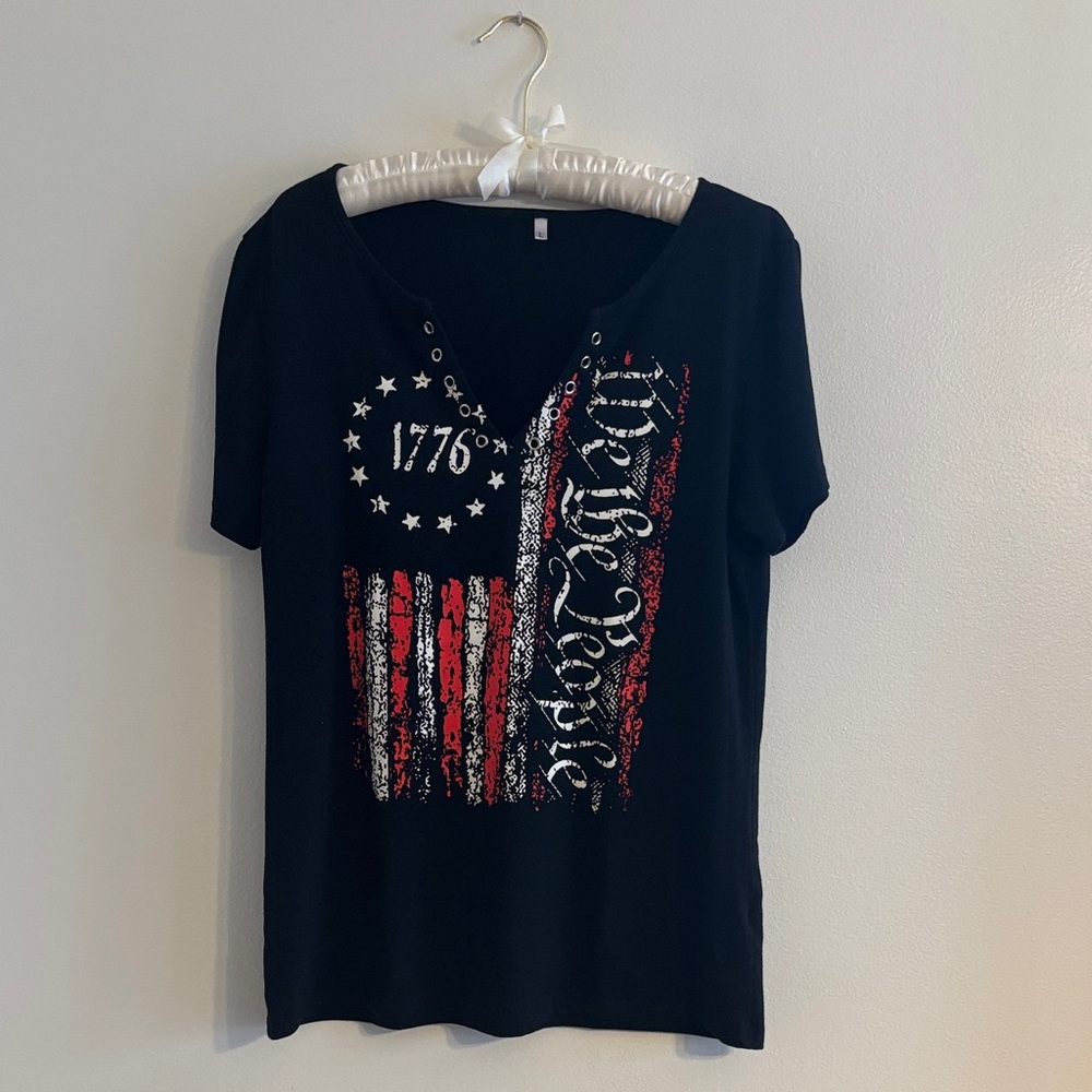 Patriotic Black 1776 American Flag 'We the People' Graphic Tee